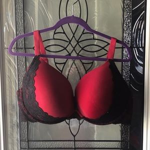 Torrid Plus Size Lace Trim Bra 44 DDD